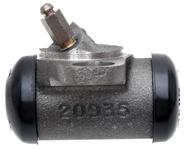 WC37079 – RAYBESTOS Wheel Cylinder, OE Replacement - view 3